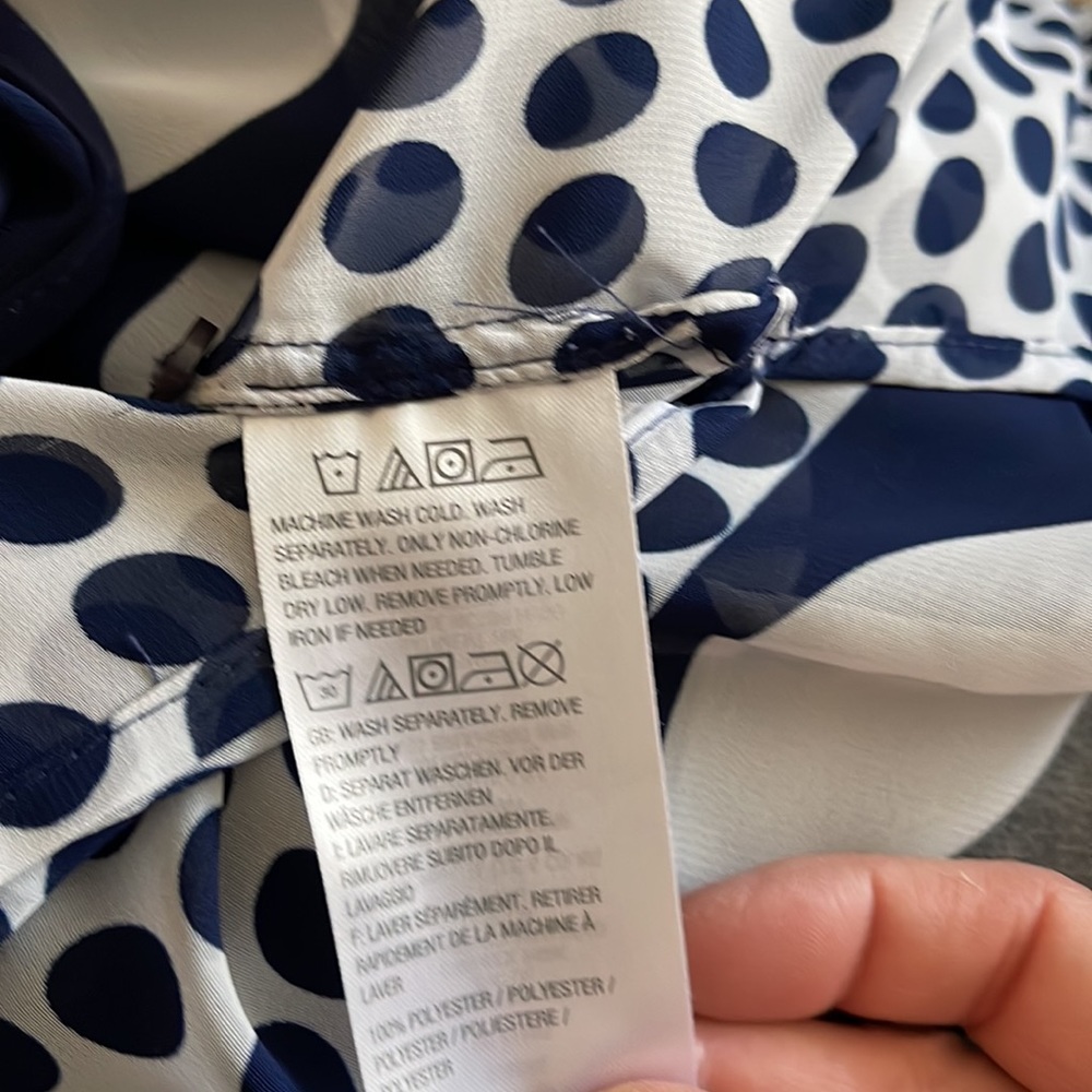 Long button down blouse - Picture 5 of 6